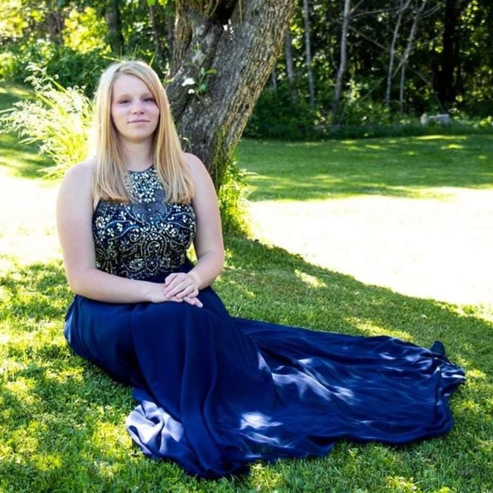 Meet your Posher, Jade
